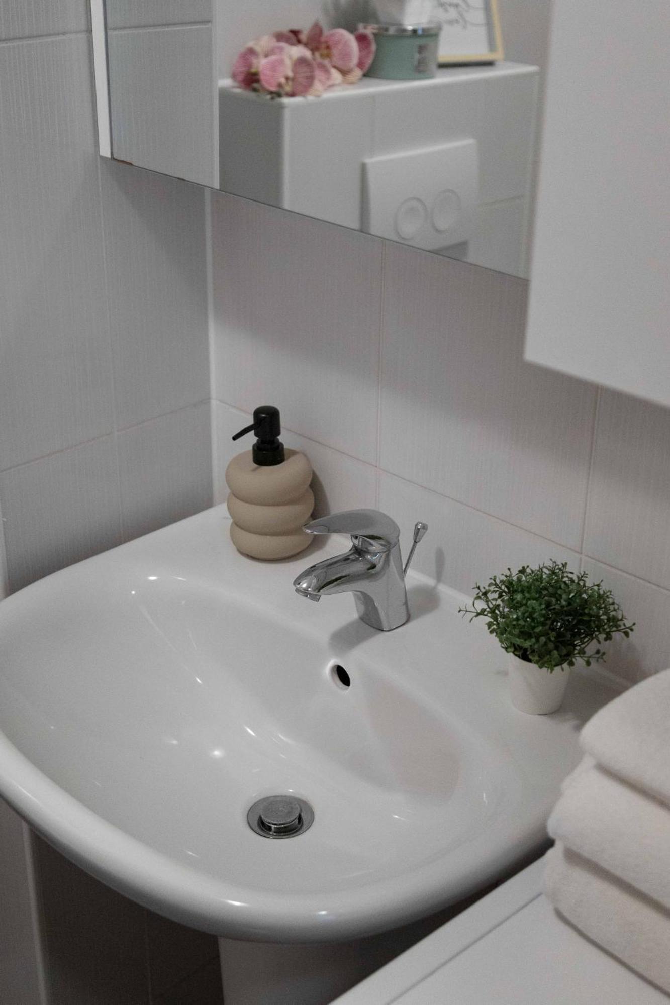 Sunny 1Bdr With Balcony & Parking Zagreb Exterior foto